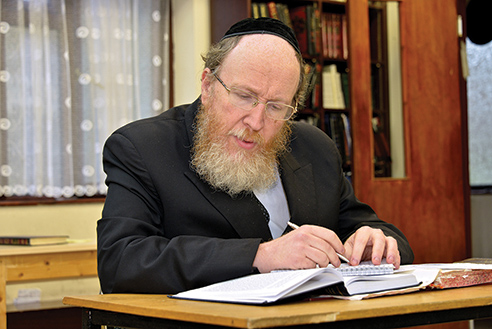 HaRosh HaKollel - Rabbi Michoel Ber Weissmandel shlita